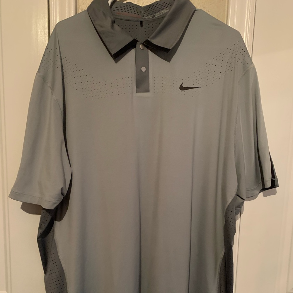 Nike( Tiger Woods) Men's Gray Polo Shirt